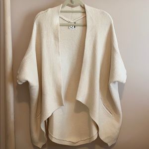NWOT Akemi + Kin Sweater | Anthropologie